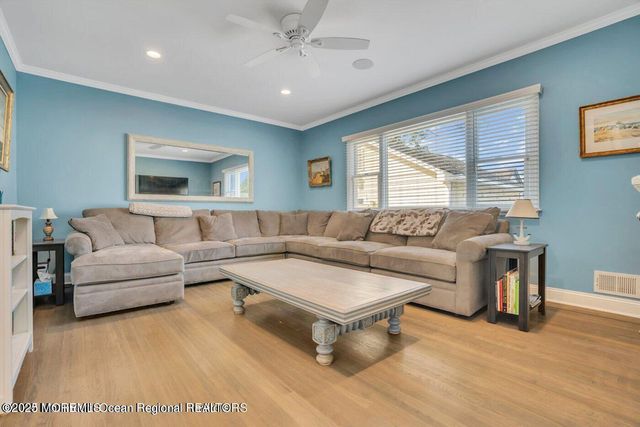 219 Baltimore Avenue, Point Pleasant Beach, NJ 08742