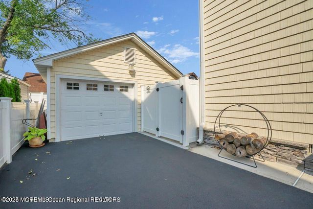 219 Baltimore Avenue, Point Pleasant Beach, NJ 08742