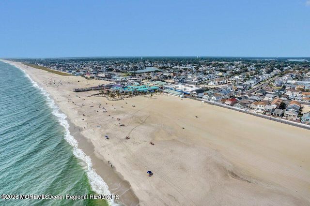 219 Baltimore Avenue, Point Pleasant Beach, NJ 08742