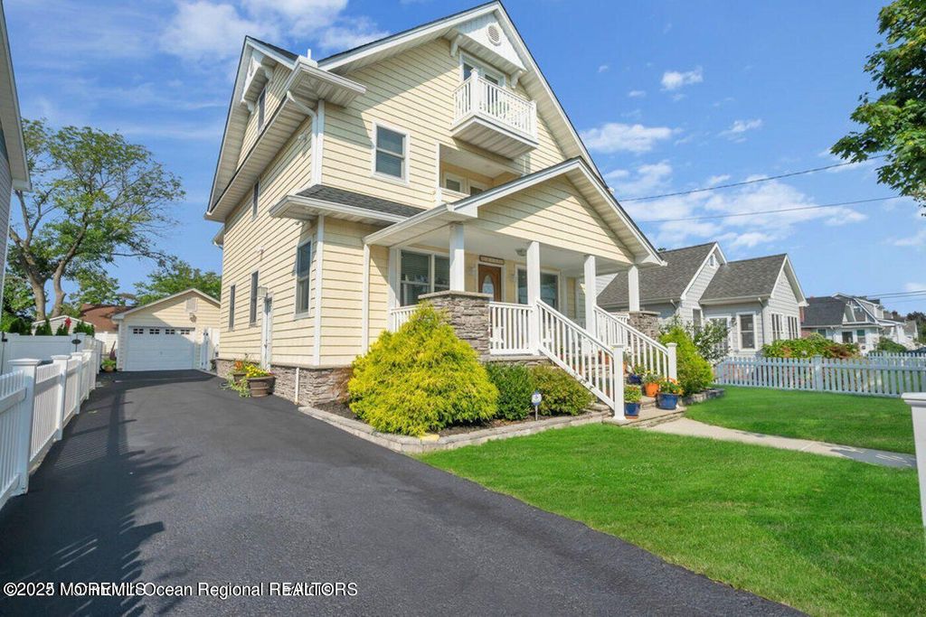 219 Baltimore Avenue, Point Pleasant Beach, NJ 08742