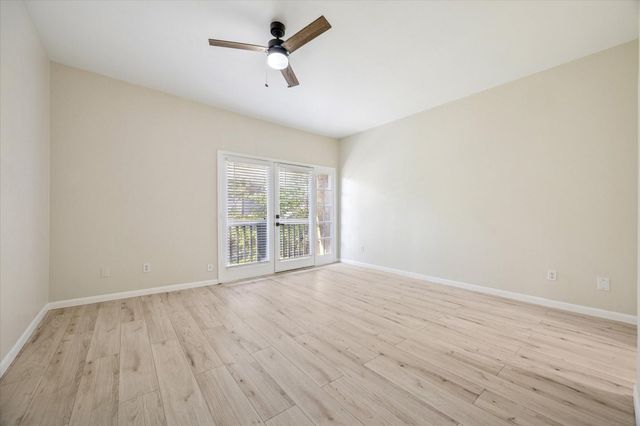 2100 Tanglewilde Street 195, Houston, TX 77063