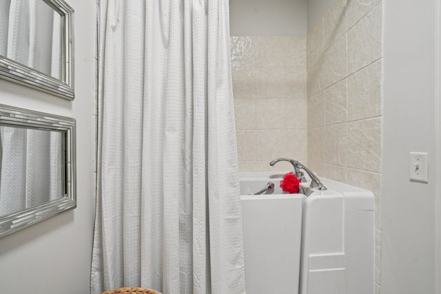 2521 Pennington Bend Rd Apt 206, Nashville, TN 37214