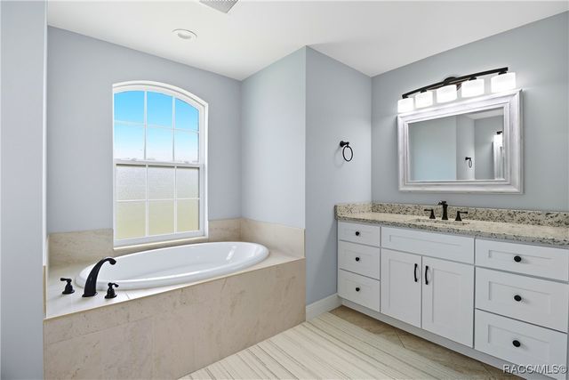 5262 SW 114th Street Road, Ocala, FL 34476