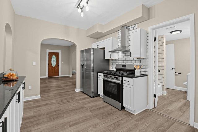 324 Conkey STREET, Burlington, WI 53105