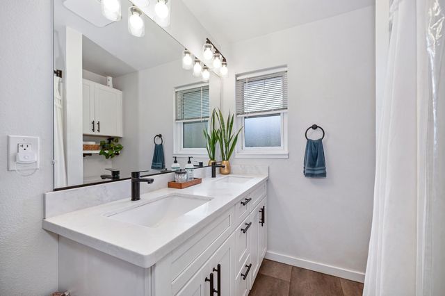 10516 Malaga Way, Rancho Cordova, CA 95670