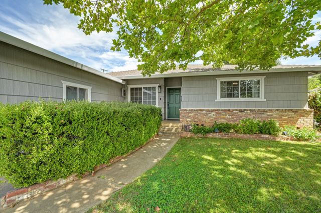 10516 Malaga Way, Rancho Cordova, CA 95670