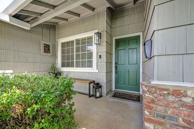 10516 Malaga Way, Rancho Cordova, CA 95670
