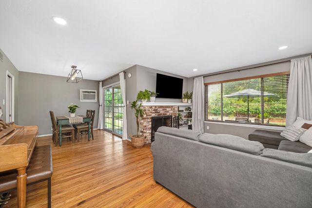 10516 Malaga Way, Rancho Cordova, CA 95670