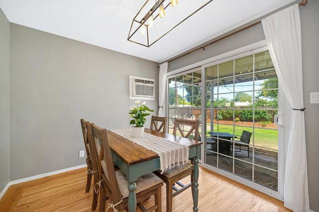 10516 Malaga Way, Rancho Cordova, CA 95670