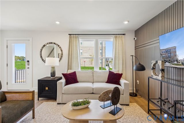 9493 Walter Rd, Henrico, VA 23059