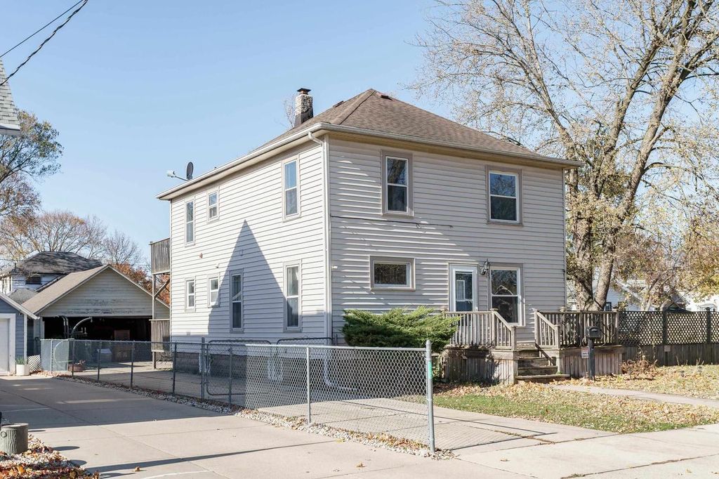 625 Yuba Street, Janesville, WI 53545