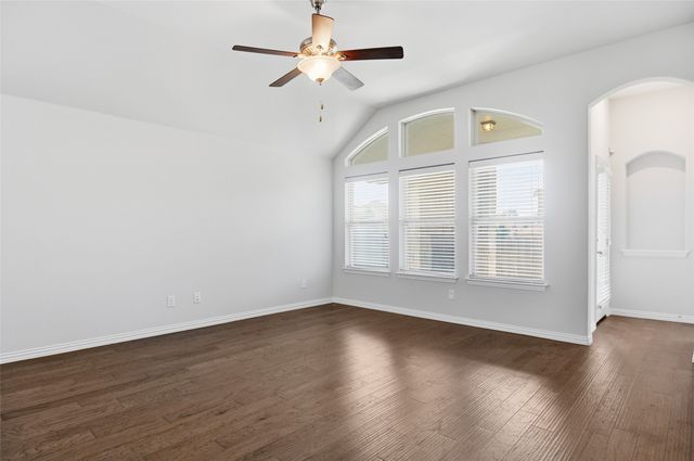 466 Rockaway Drive, Midlothian, TX 76065