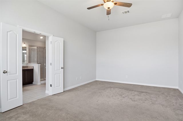 466 Rockaway Drive, Midlothian, TX 76065