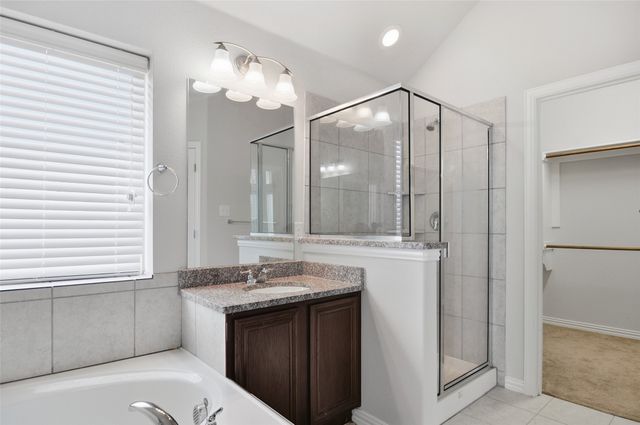 466 Rockaway Drive, Midlothian, TX 76065