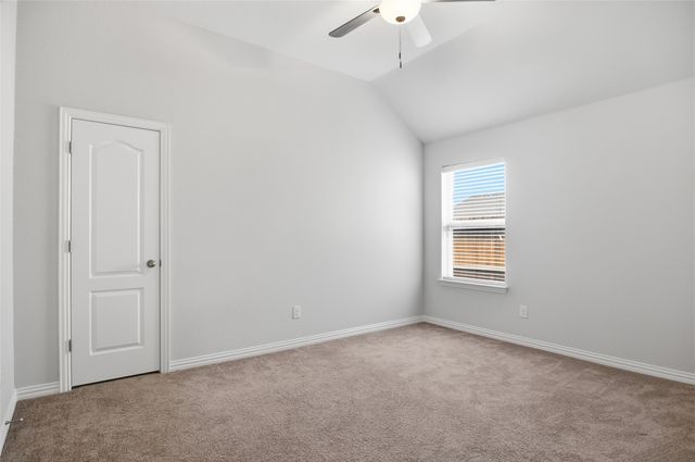 466 Rockaway Drive, Midlothian, TX 76065