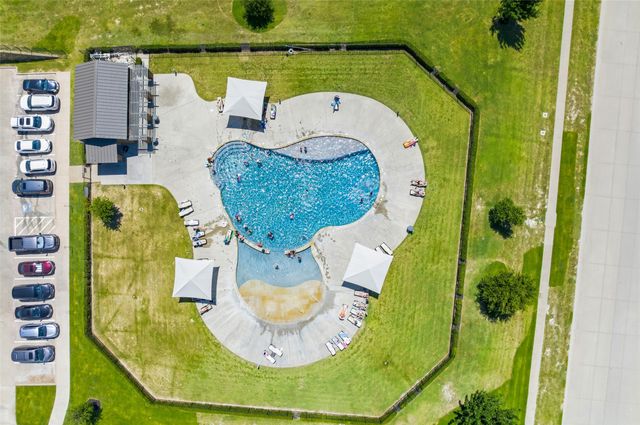 466 Rockaway Drive, Midlothian, TX 76065