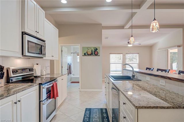 406 SE 22nd ST, Cape Coral, FL 33990