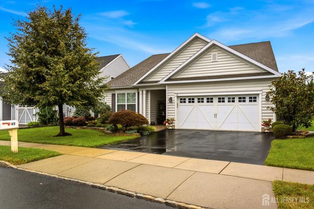 45 Independence Drive, Monroe, NJ 08831