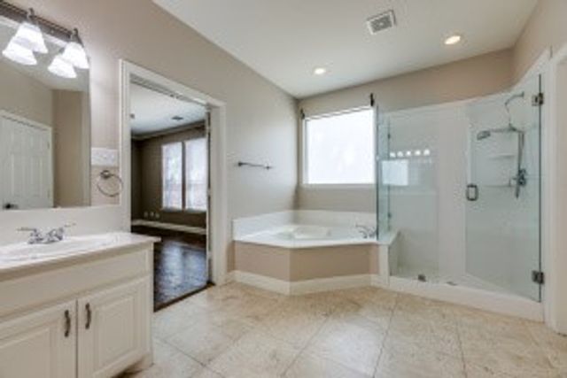 9714 October Glory Lane, Rowlett, TX 75089