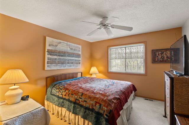 1311 SE Delaware Avenue 1, Ankeny, IA 50021