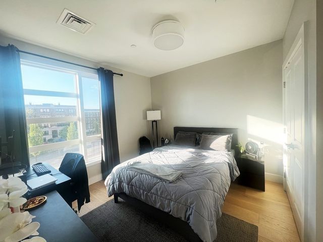 1650 Commonwealth Ave 309, Boston, MA 02135
