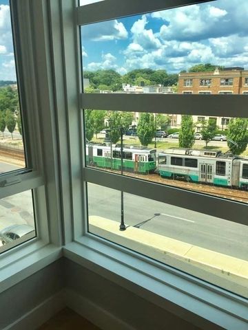 1650 Commonwealth Ave 309, Boston, MA 02135