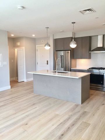 1650 Commonwealth Ave 309, Boston, MA 02135