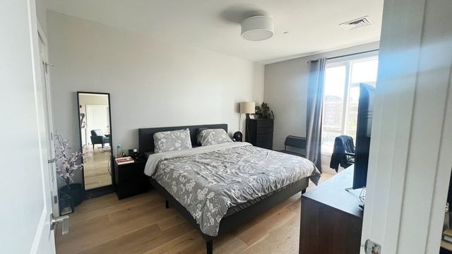 1650 Commonwealth Ave 309, Boston, MA 02135