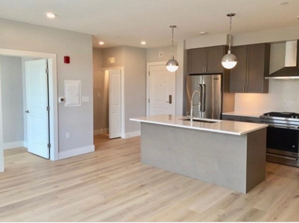 1650 Commonwealth Ave 309, Boston, MA 02135