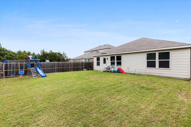 204 Waxberry Drive, Fate, TX 75189