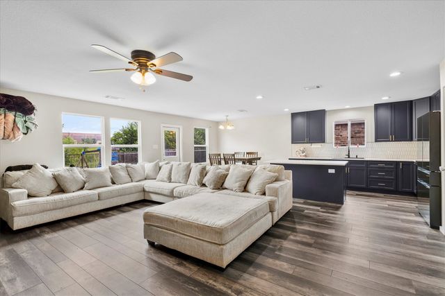 204 Waxberry Drive, Fate, TX 75189