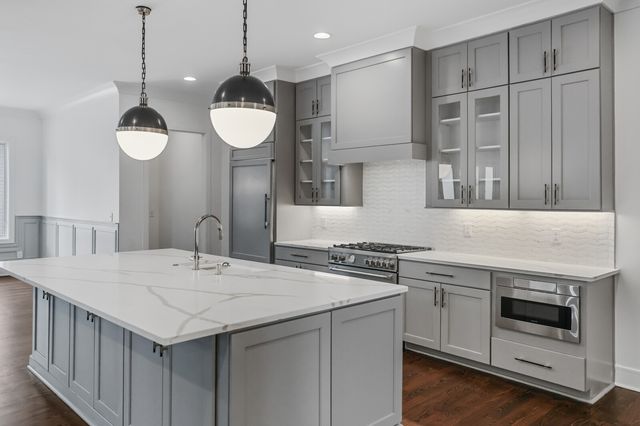 4427 Lealand Ln, Nashville, TN 37204