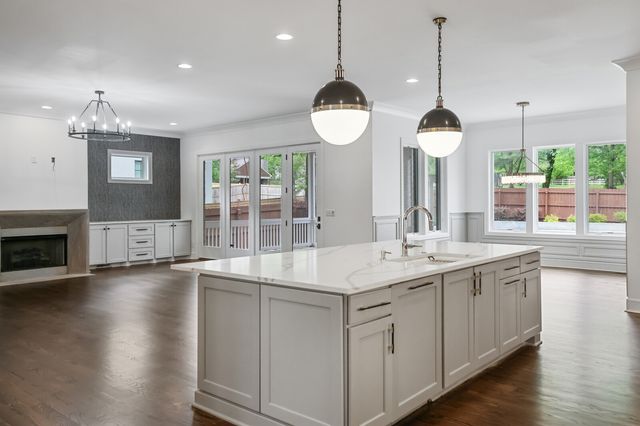 4427 Lealand Ln, Nashville, TN 37204