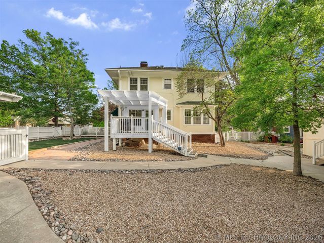 1805 W Easton Street, Tulsa, OK 74127