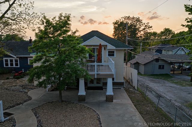 1805 W Easton Street, Tulsa, OK 74127