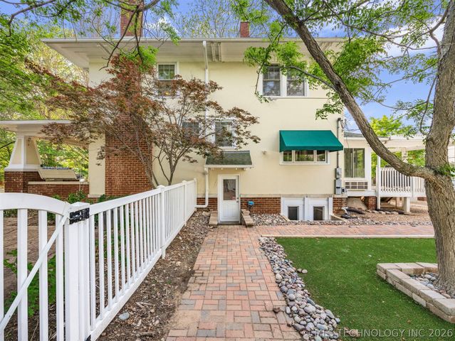 1805 W Easton Street, Tulsa, OK 74127