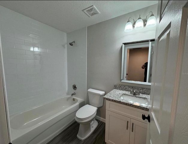 412 NE Avenue M NE, Winter Haven, FL 33881