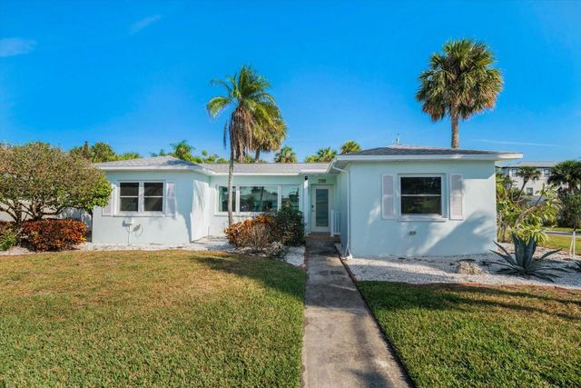 737 BRUCE AVENUE, Clearwater, FL 33767