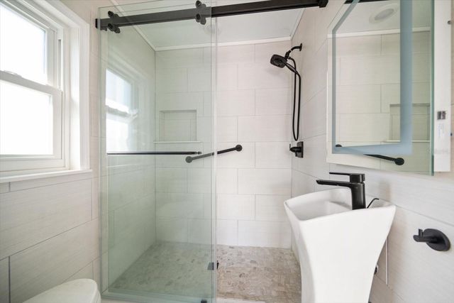 737 BRUCE AVENUE, Clearwater, FL 33767