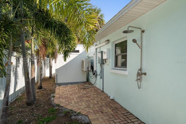 737 BRUCE AVENUE, Clearwater, FL 33767