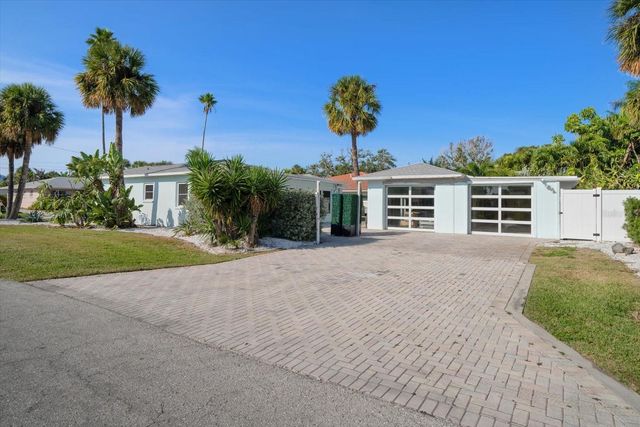 737 BRUCE AVENUE, Clearwater, FL 33767