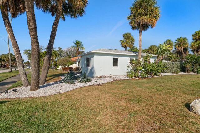 737 BRUCE AVENUE, Clearwater, FL 33767