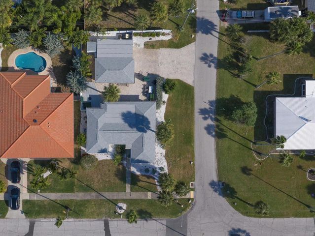 737 BRUCE AVENUE, Clearwater, FL 33767