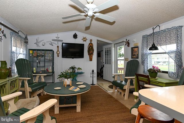 11 VASSAR, Fortescue, NJ 08321