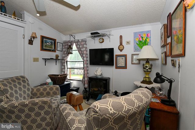 11 VASSAR, Fortescue, NJ 08321