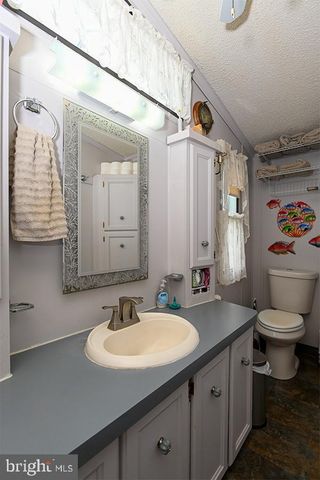 11 VASSAR, Fortescue, NJ 08321