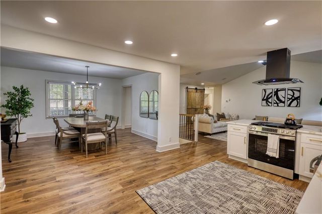 5023 Gunners NE Run, Roswell, GA 30075