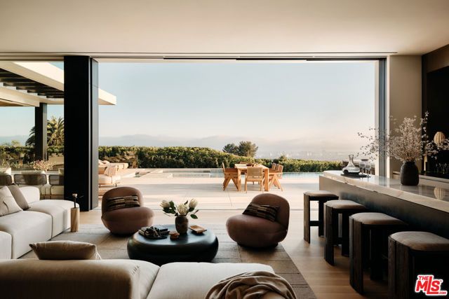 9259 Robin Drive, Los Angeles, CA 90069