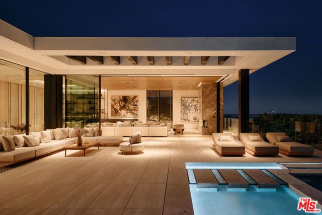 9259 Robin Drive, Los Angeles, CA 90069