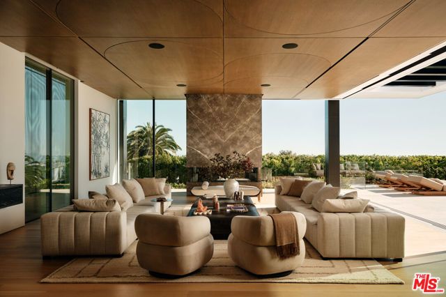 9259 Robin Drive, Los Angeles, CA 90069